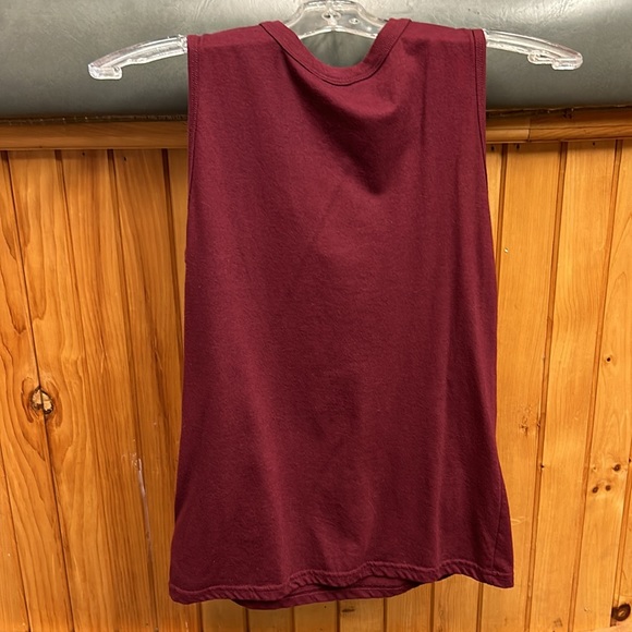 GUESS Burgundy Tank Top Size S - Picture 4 of 4